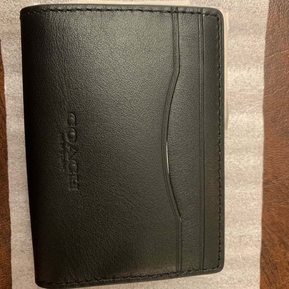 Men’s Magnetic Card Holder - Picture 4 of 4